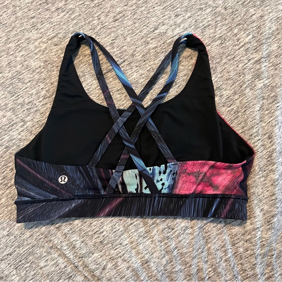 Lululemon Energy Bra 💪🏼🍋 - Picture 2 of 3